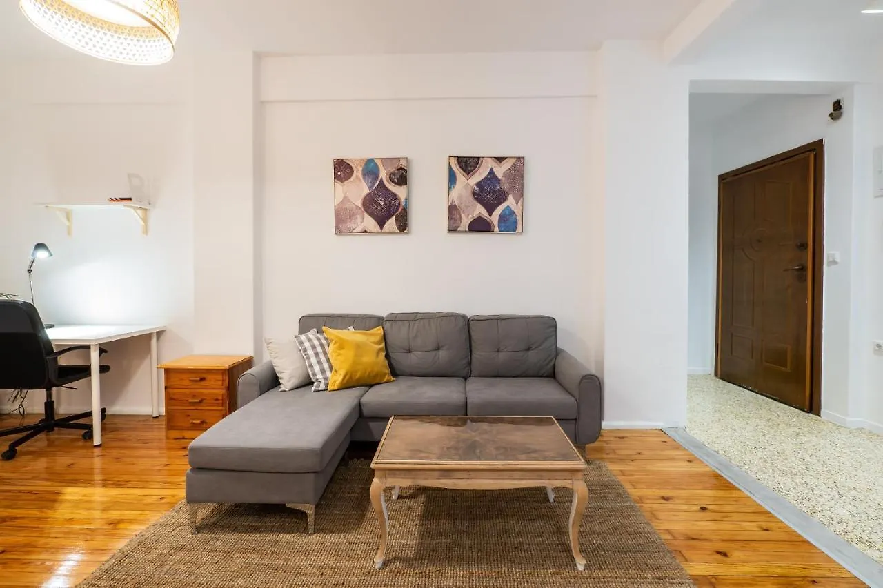 Ikos Central Spacious Apartment Thessaloniki Greece